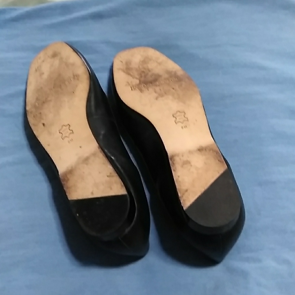 Shoes - Picture 2 of 3